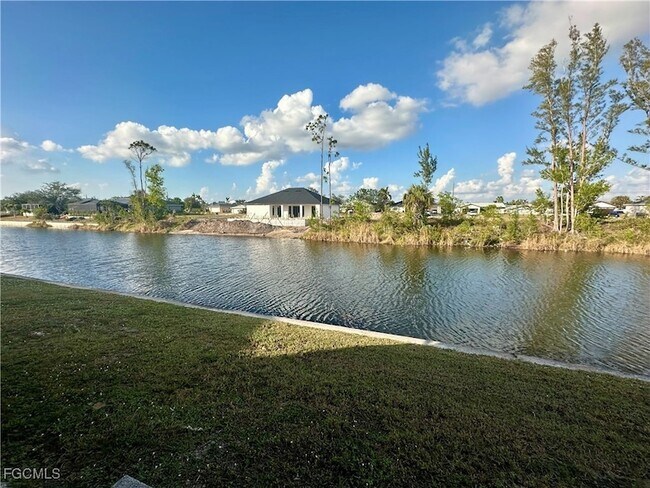 Building Photo - 829 Gleason Pkwy