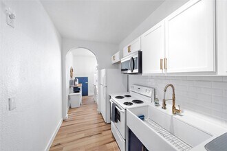 Building Photo - 3901 Dallas St