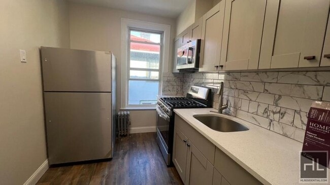 Primary Photo - 4 bedroom in BROOKLYN NY 11218