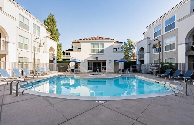 Primary Photo - Villa Montanaro