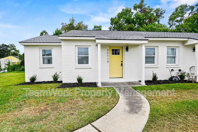 Building Photo - 3011 Terry Dr