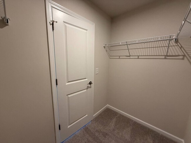 Building Photo - 749 Count Fleet Ct