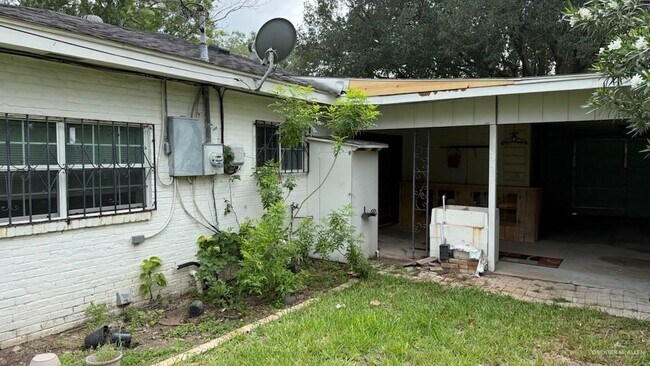 Building Photo - 1009 S Missouri Ave