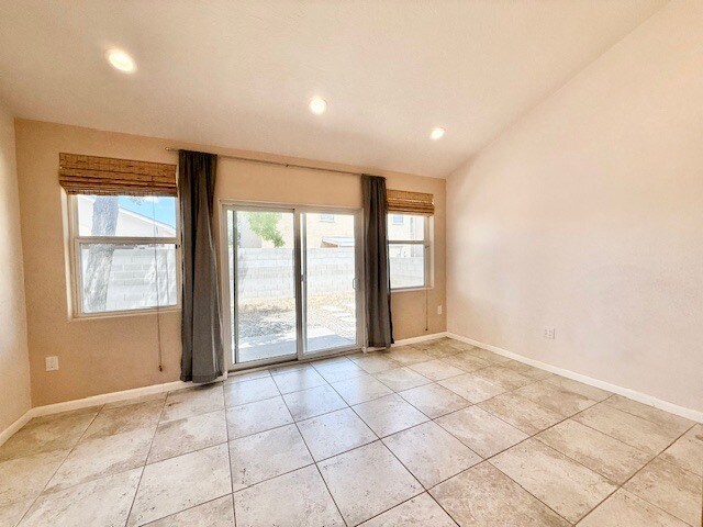 Building Photo - 450 Minturn Loop