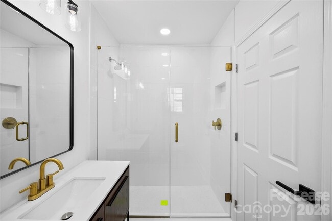 Building Photo - 2942 Reid Ave