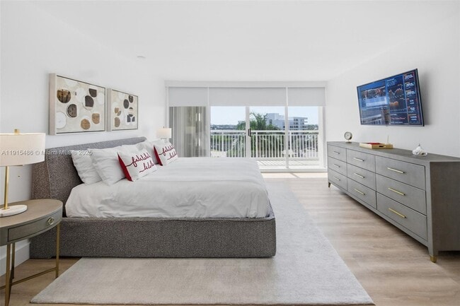 Building Photo - 3546 S Ocean Blvd