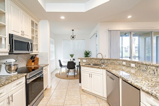 Building Photo - 8231 NW 127th Ln
