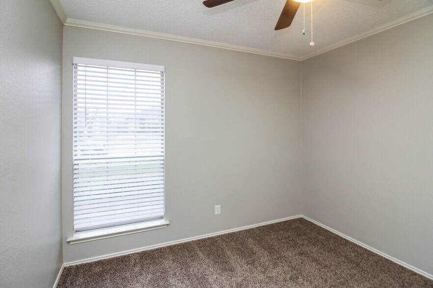 Building Photo - 4326 Walsh Ln