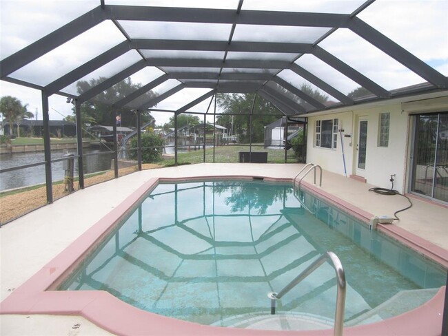 Building Photo - 4429 Crews Ct