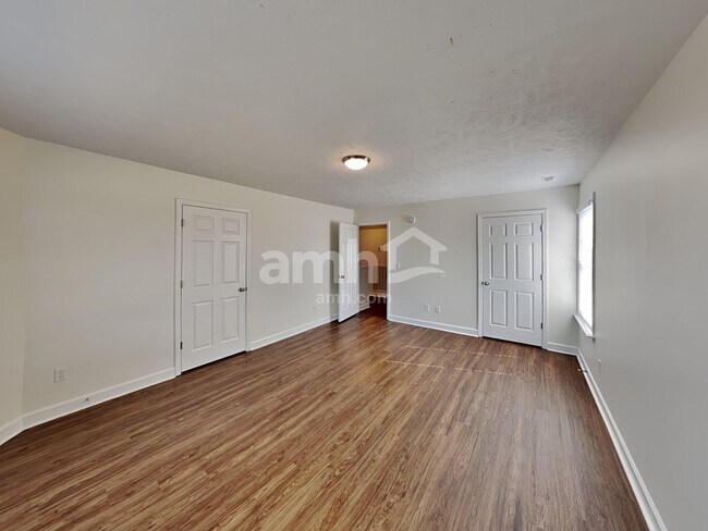 Building Photo - 515 Stetson Ct