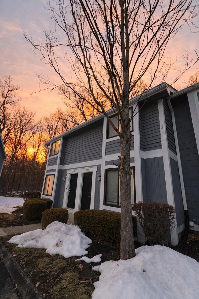 Building Photo - 5388 Flintstone Dr