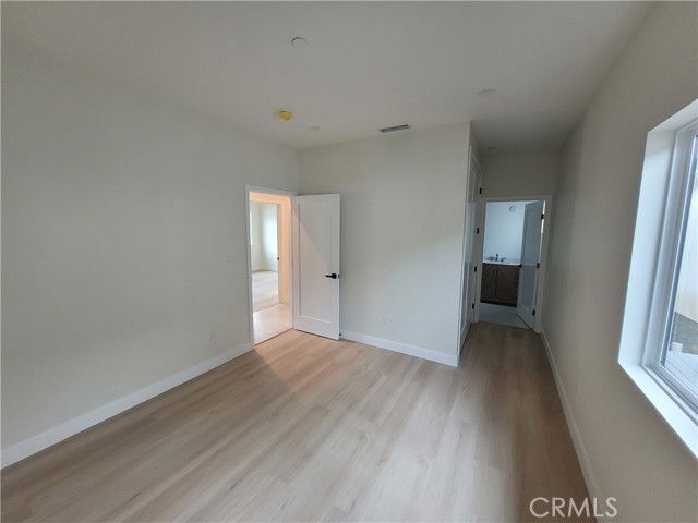 Building Photo - 19453 Strathern St