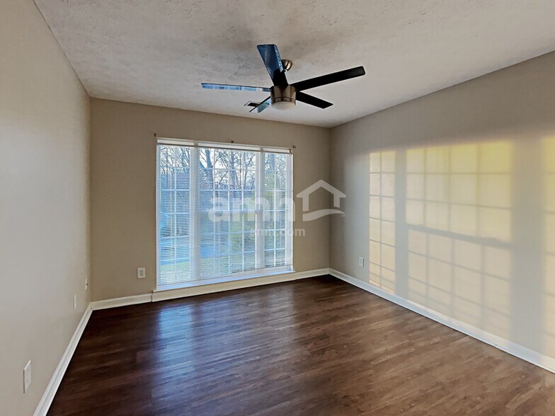 Building Photo - 2922 Wills Ct