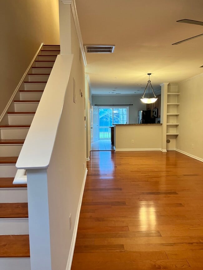 Building Photo - 1123 Ilana Ct