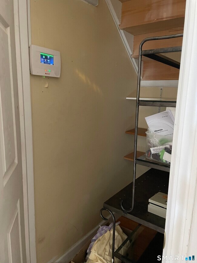 Building Photo - 41 Elmcroft Rd