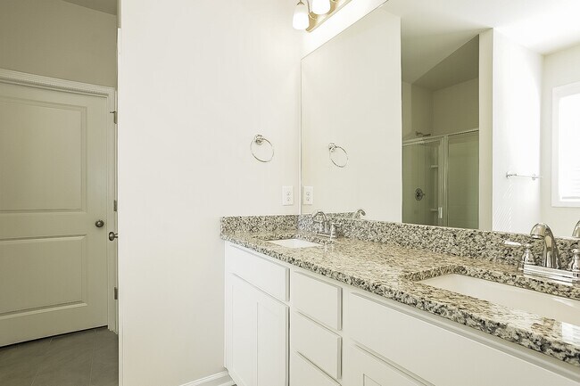 Building Photo - 6244 Whirlaway Rd