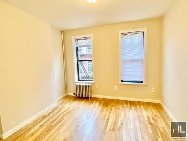 Building Photo - EAST 7 STREET