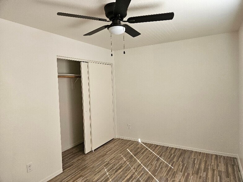 Building Photo - 3440 Sunriver Rd