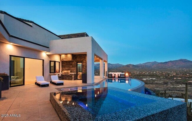 Building Photo - 4880 E Lone Mountain Rd N