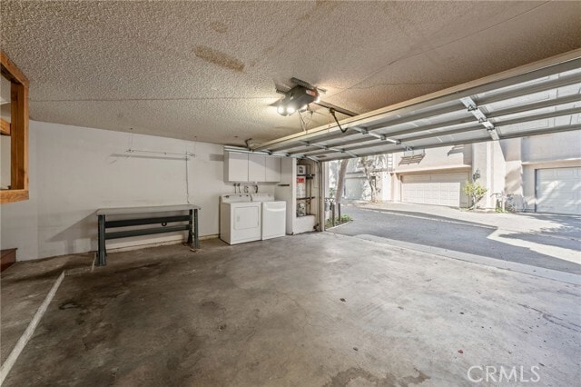 Building Photo - 9000 Vanalden Ave
