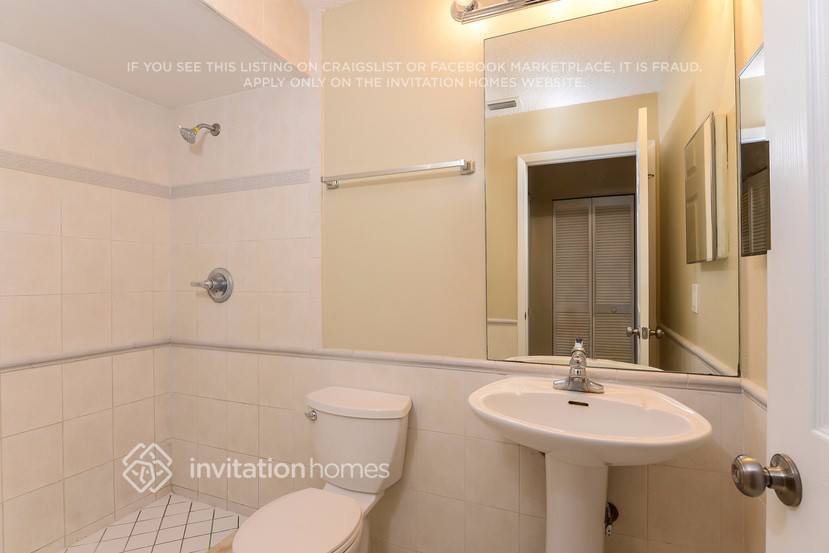 Building Photo - 7303 Box Elder Dr