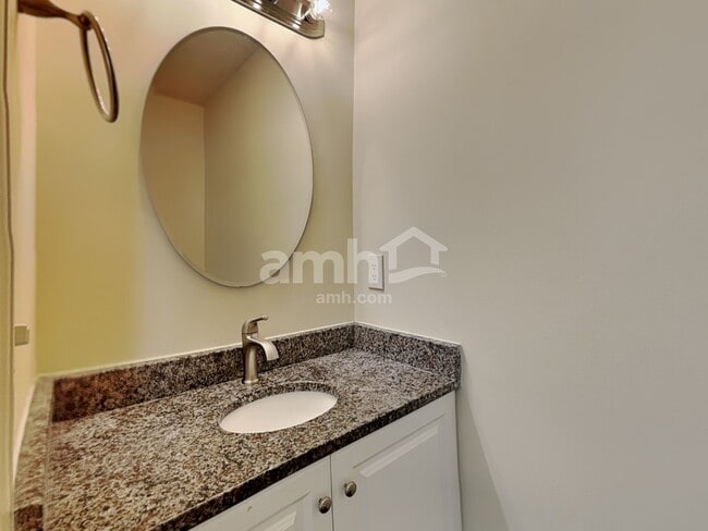 Building Photo - 6012 Eaglesfield Dr