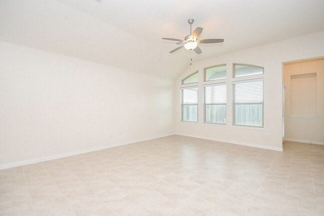 Building Photo - 6142 Thief River Fls Dr