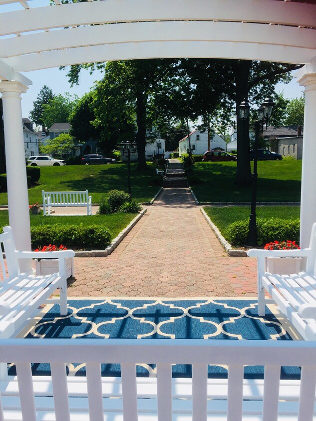 14 University Place Port Chester Ny 10573 / Clay Art Center History