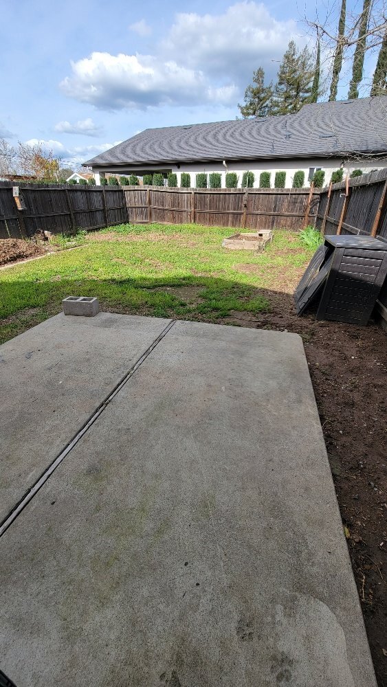 Building Photo - Lovely 3 bedroom 1.5 bath duplex for rent ...