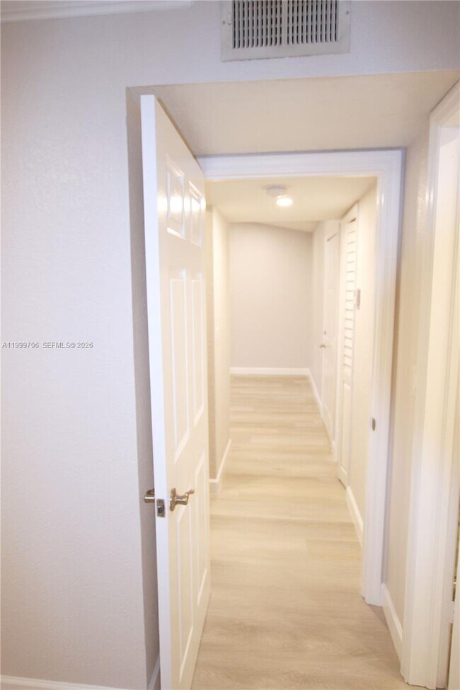 Building Photo - 10681 SW 156th Pl