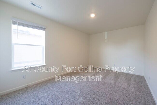Building Photo - 2635 Osprey Wy