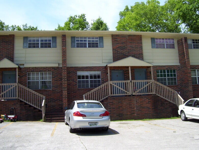 Primary Photo - 925 McArthur Rd