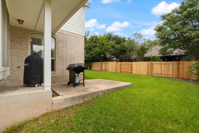 Building Photo - 1414 Dapplegrey Ln