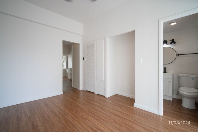 Building Photo - $2,100 / 1 Bed / 1 Bath / 410ft² – BOUTIQUE TERRAZZA