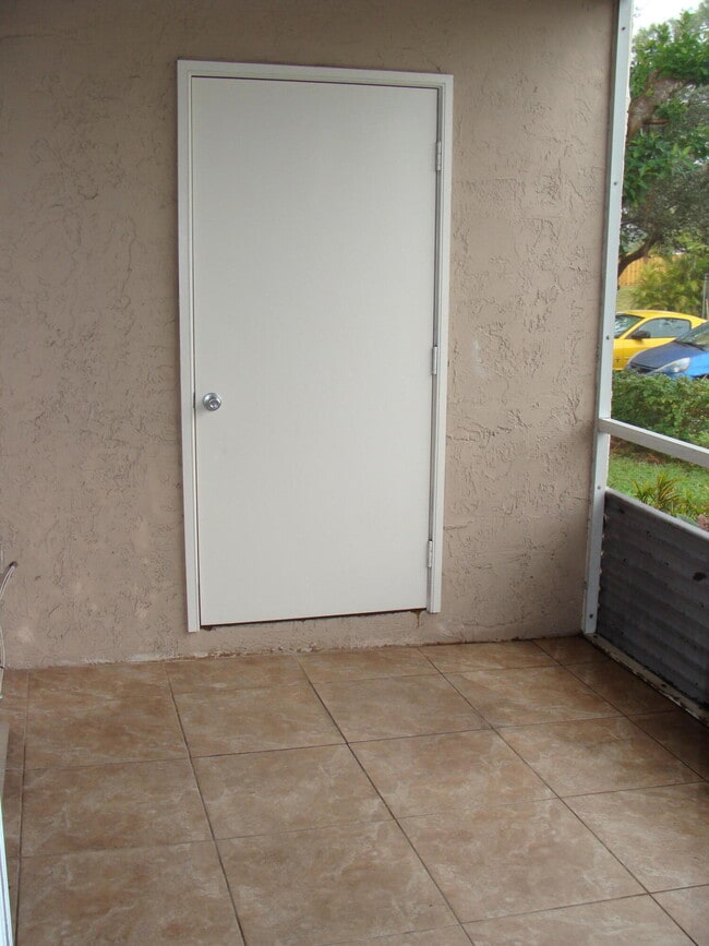 Building Photo - 4235 S 57th Ave