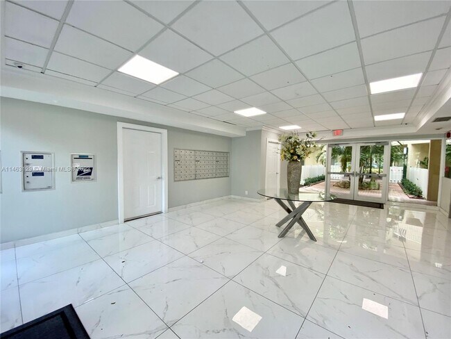 Building Photo - 10770 NW 66th St