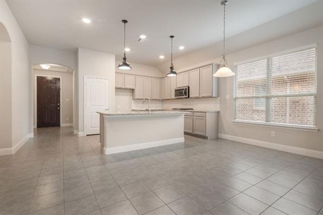 Building Photo - 1513 Tanglewood Trail