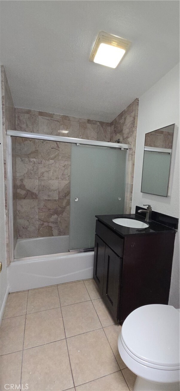 Building Photo - 21780 Snow View Dr