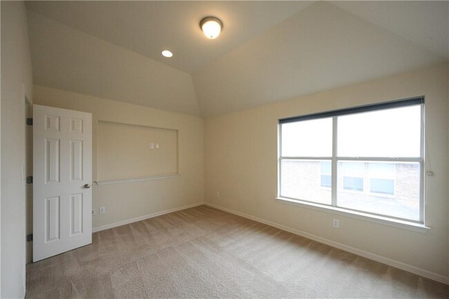 Building Photo - 4208 Park Vista Trail