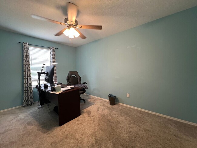 Building Photo - Updated 4 Bedroom, 3 1/2-bathroom home