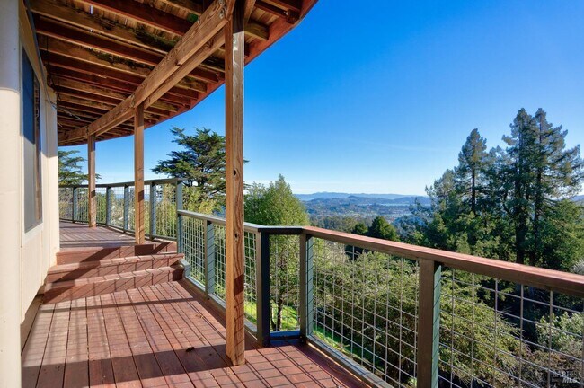 Building Photo - 80 Monte Cimas Ave