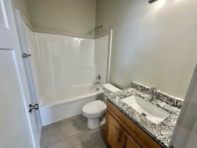 Building Photo - 7833 W 10400 N