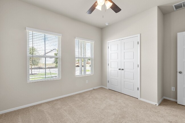 Building Photo - Modern Kyle Home Available for an April Move-In!