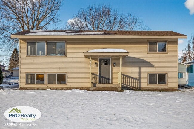 Building Photo - Recently Remodeled 4 Bedroom Home