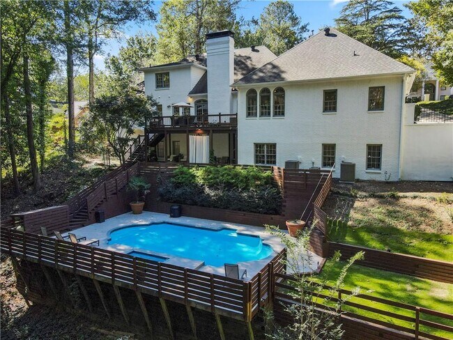 Building Photo - 4415 Northside Chase NW