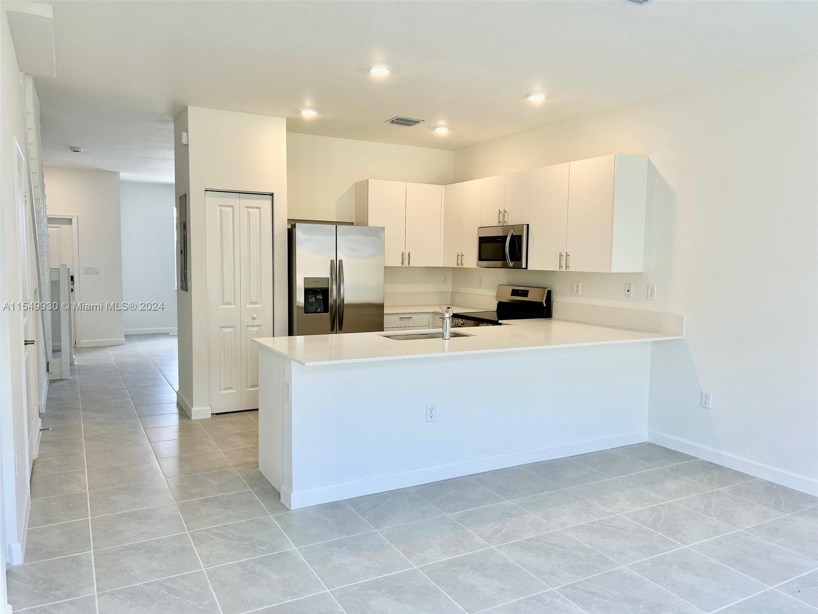 Building Photo - 29258 SW 162nd Ct