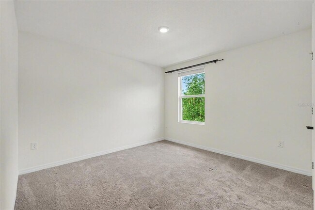 Building Photo - 36851 Goffaux Loop