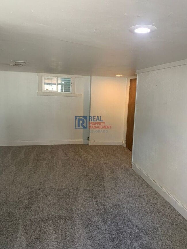 Building Photo - 1531 9th Ave