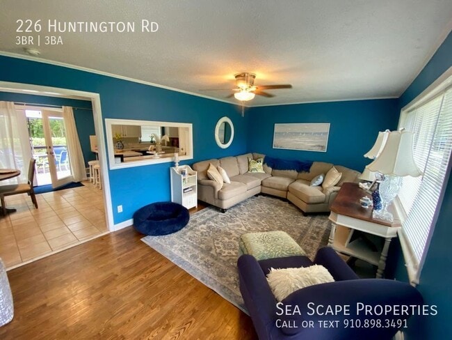 Building Photo - 226 Huntington Rd