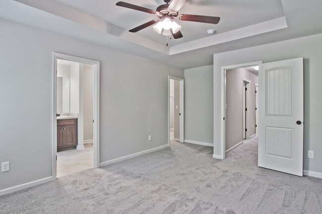 Building Photo - 4165 Shoals Ln